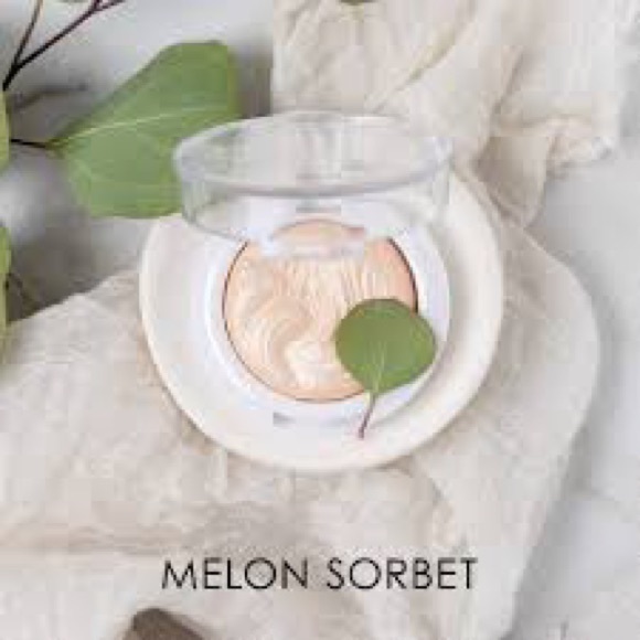 Seraphine Botanical First Light Superfine Ultra Beaming Highlighter Melon Sorbet - Picture 4 of 6